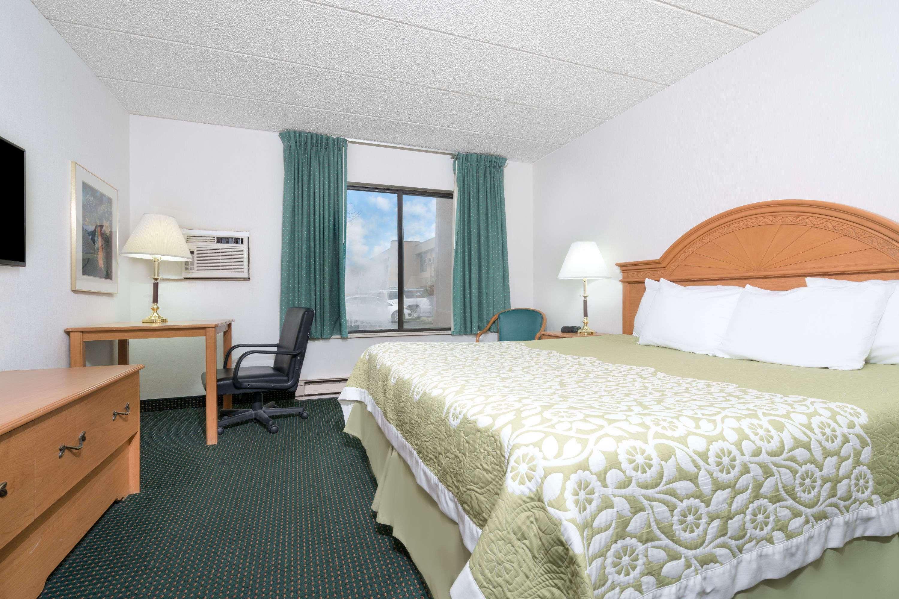 סיינט קלאוד Days Inn By Wyndham St Cloud מראה חיצוני תמונה